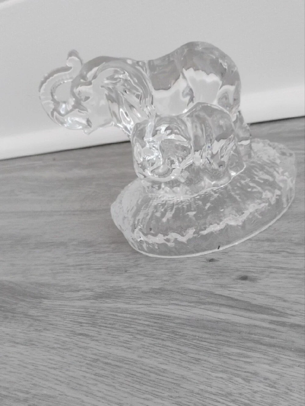 Vintage RCR Oneida Capri 24% Lead Crystal Mother & Baby Elephant Figurine